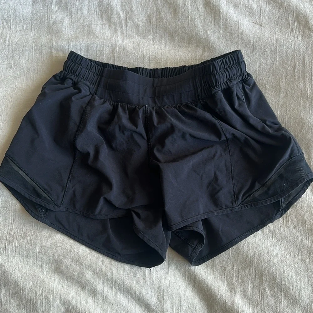 lululemon athletica Black Athletic Shorts Lightweight Performance - Picture 2 of 4